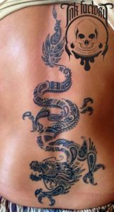 фото тату Татуировка змея нью скул 471